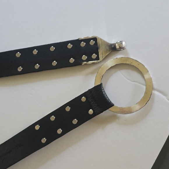 Chico's Womens Black leather Belt Silver Square Pieces Hook loop Closure Sz.42 - Picture 6 of 16